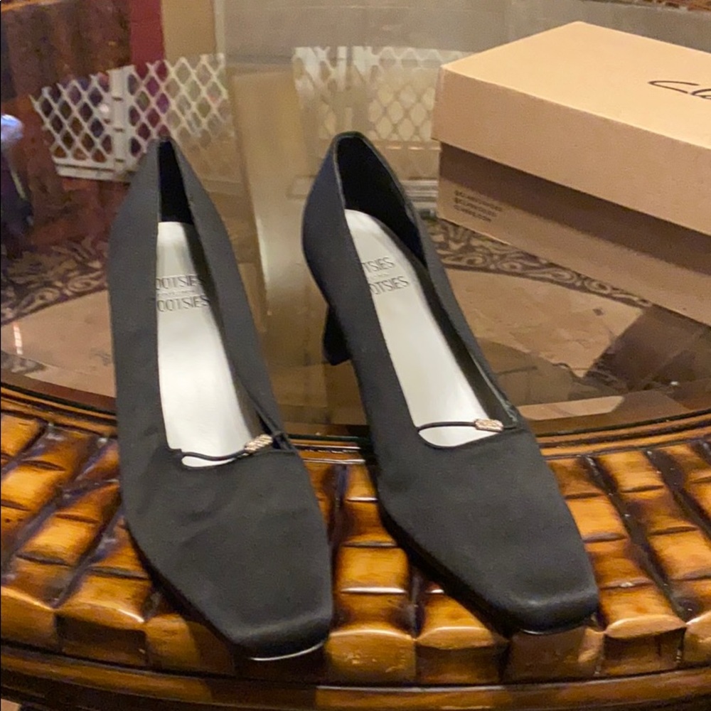 Fabric upper and balance Manmade size 11